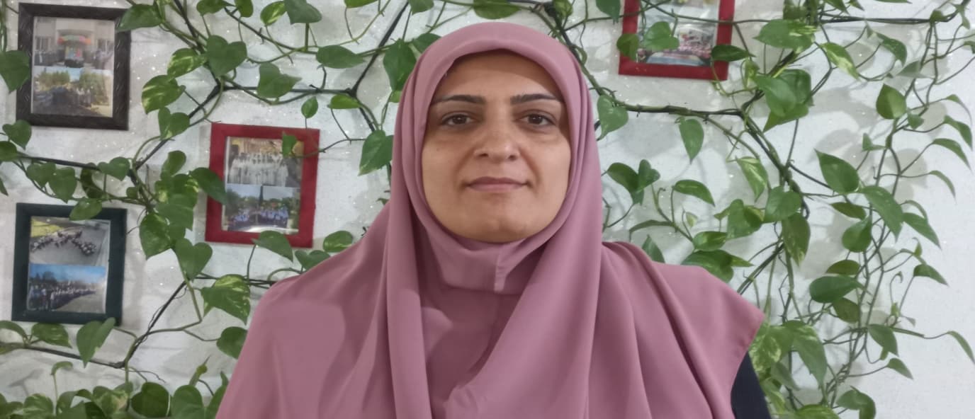 آموزگار پایه ی ششم